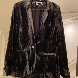 Urban outfitters green velvet blazer
